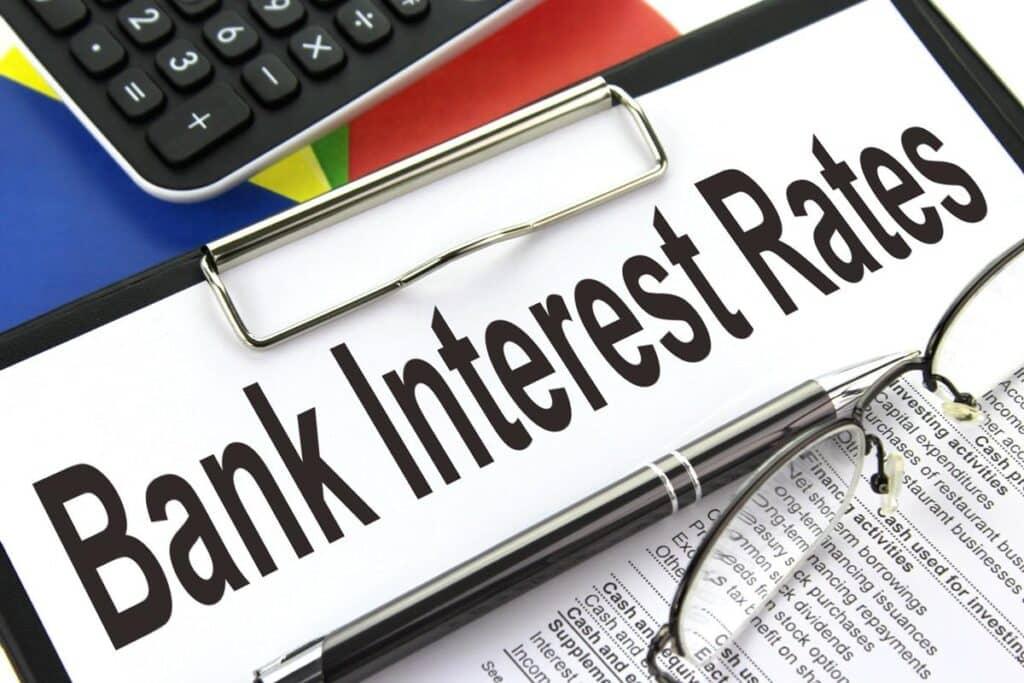 Vurdering av bankenes ‍rentebetingelser